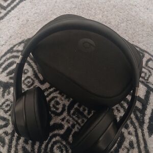 Beats by Dre Black Headphones